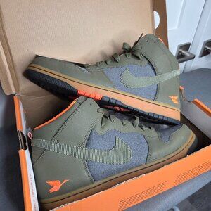 Nike Dunk - Men's CMFT PRM Swoosh Sporting Club Sneakers - Size 13 w/ Box - RARE